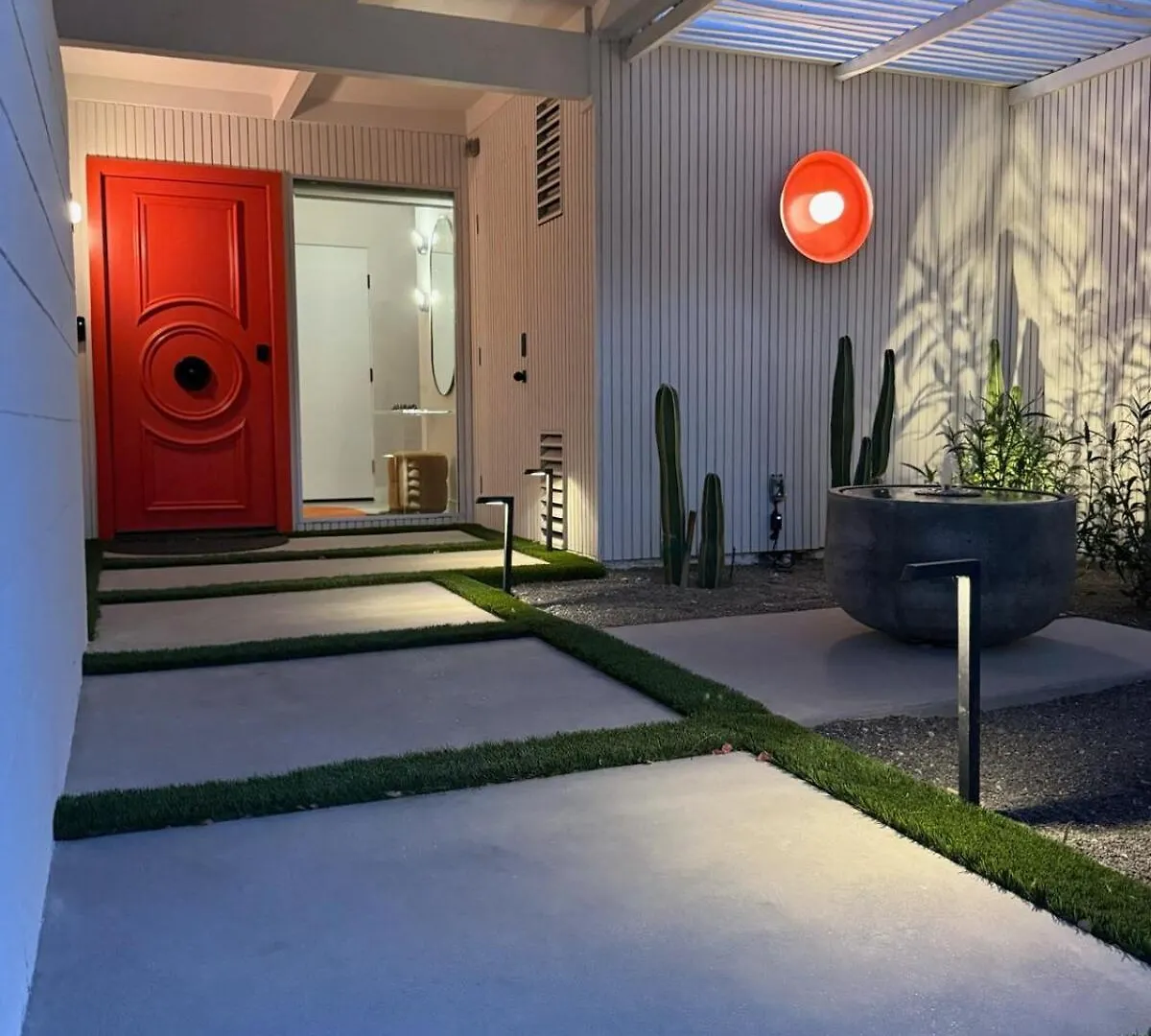 הוילה פאלם ספרינגס Aerhaus - Mid-Century Oasis וילה